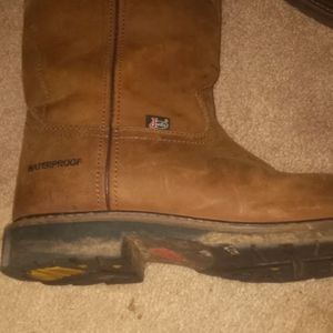 Size 10.5 EEJustin Boots
